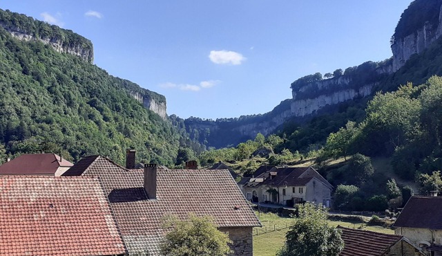 Old renovated house near the Hérisson lakes and waterfalls region