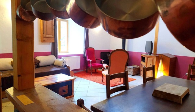 Old renovated mountain farm, quiet, close to skiing