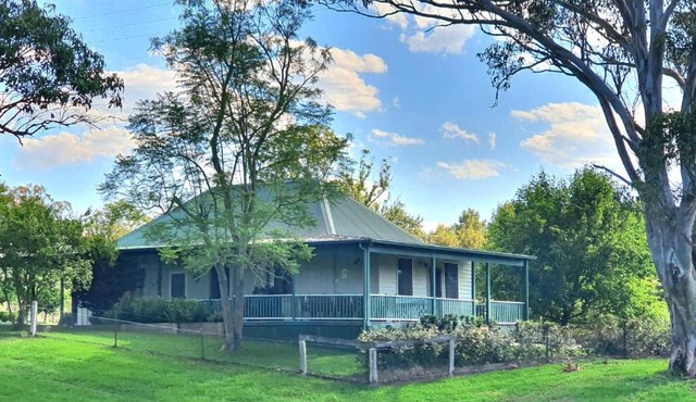 Old Schoolmaster's Cottage on the Barrington River