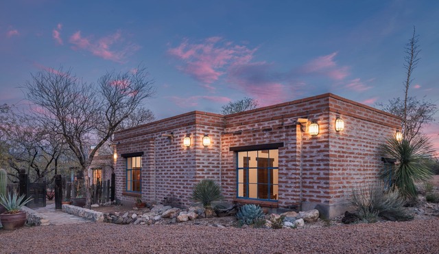 Old Southwest Luxury & Glamor - Bolsius House