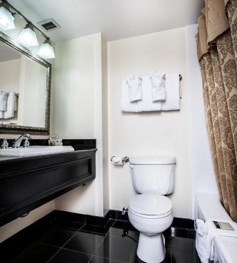 Old Stone Inn Boutique Hotel