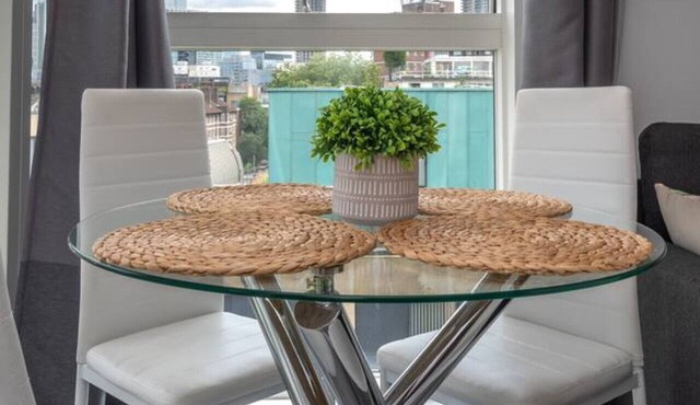 Old Street Gem - Modern Apartment