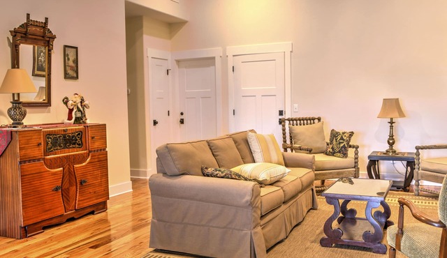 Old Style Apalachicola Charm in the Heart of the Historic District