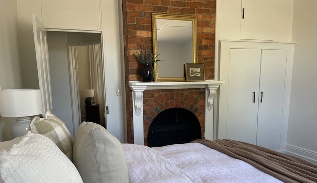 Old Sunny Lodge Maffra - 100 Year Old Victorian Home With Character And Charm