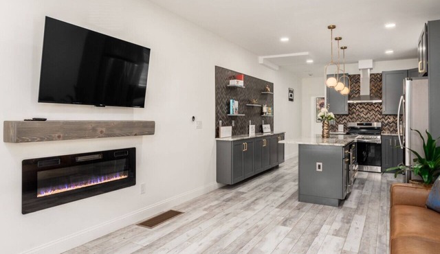 Old Town East Luxury Escape