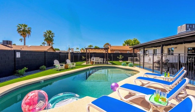 Old Town Papago Abode with Resort-Style backyard with Pool, Hot Tub, & Games sleeps 12 pet friendly