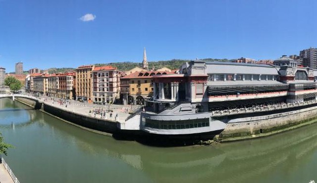 Old Town & River (Casco Viejo Bilbao) E-BI 1138