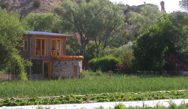 Old-World Charm: The Tower Guest House on Small Working Organic Garlic Farm