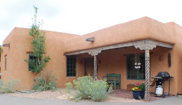 Old World Elegant Guest House just off Canyon Road
