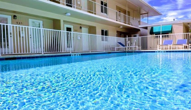 Olde Naples Condo #807