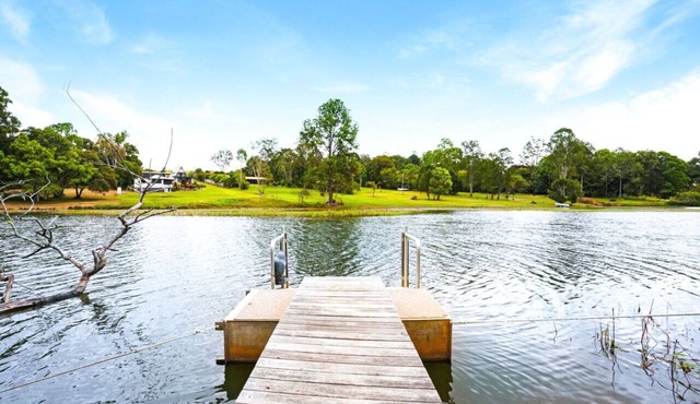 Oleander Escape Lake Front Retreat