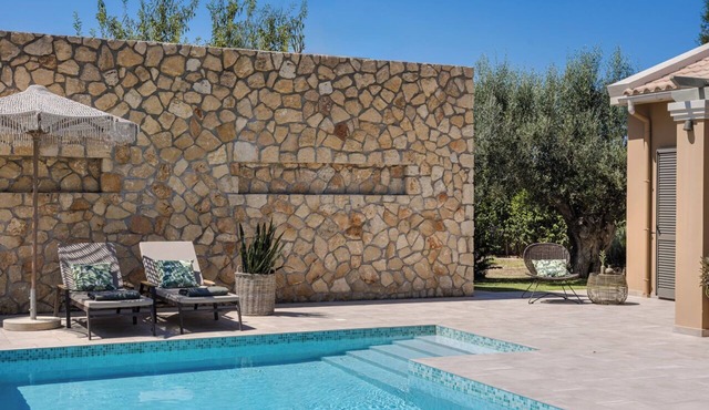 Oleanna Villas - Villa Olea nStunning Villa with Fantastic Veiws