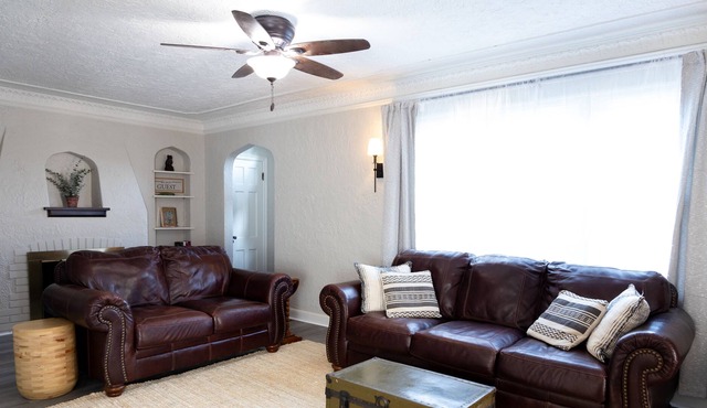 Olive Branch Cottage. Relax and rewind in this beautiful family oriented home.