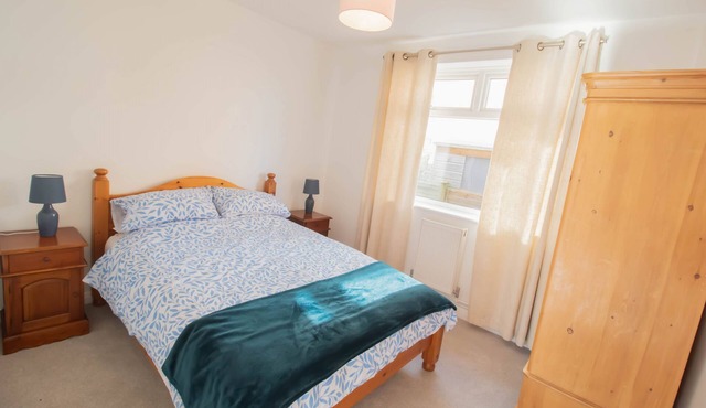 Olive garden - sleeps 5 guests in 3 bedrooms