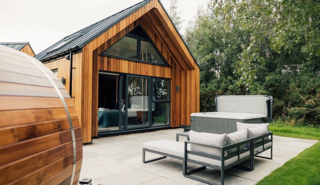 Olive Lodge - Hot Tub & Sauna