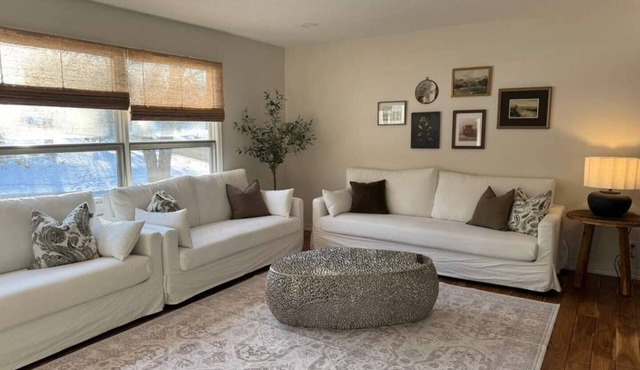 Olive + Oak - A Peaceful Family Retreat Close To Everything