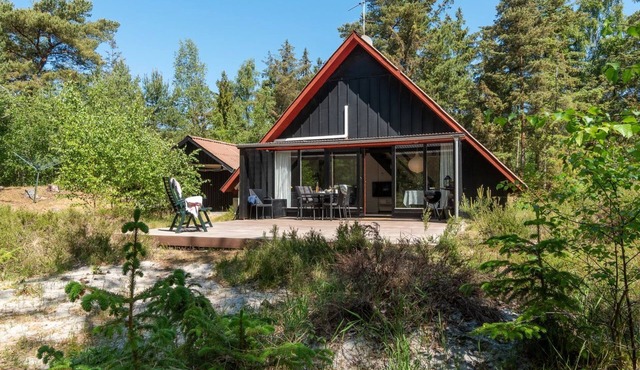 "Olla" - 400m from the sea by Interhome