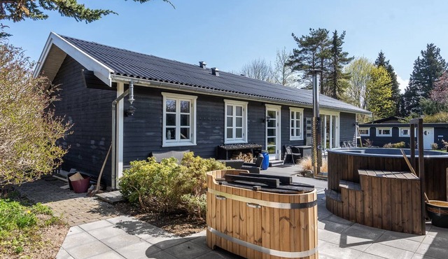 "Øllegaard" - 1km from the sea by Interhome
