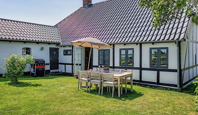 "Olufdine" - 350m from the sea by Interhome