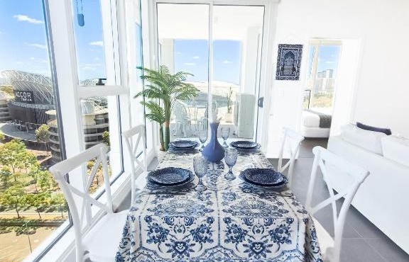 Olympic Park Escape 2BR w Gym, Pool & Free Parking