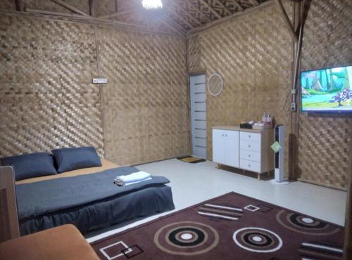 Omah Jangkriik Syariah Privat Pool