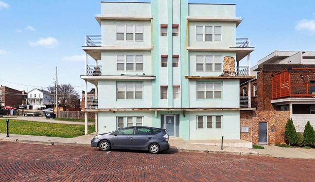 Omaha Group Stay | 10+ Apartments, Sleeps 20