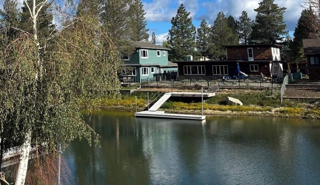 OMG.! Beautiful Waterfront S. Lake Tahoe home, Private sandy Beach & Dock.
