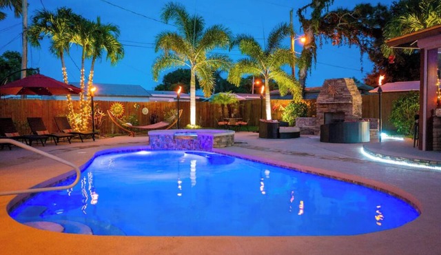 OmG! CHECK OUT THIS PLACE!