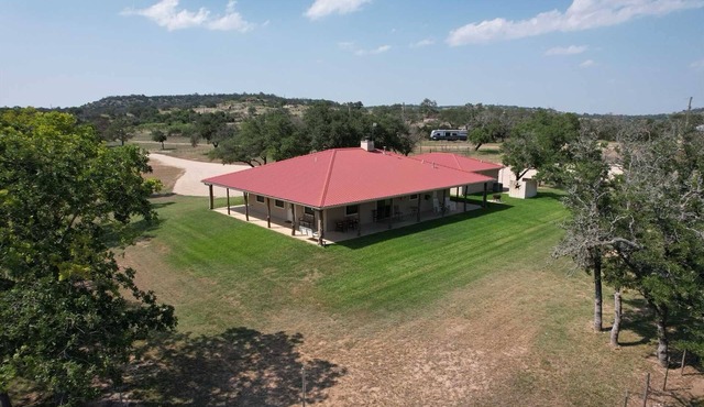 Omie's Ranch Haus in Fredericksburg