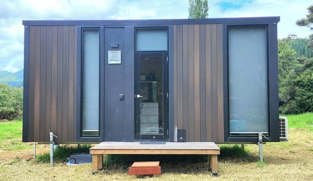 Omoho Stream X by Tiny Away