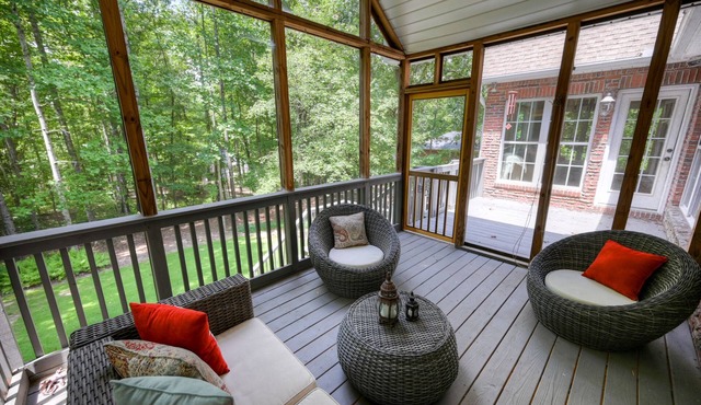 On border of Auburn & Opelika. Just off exit 57, easy access to both downtowns!