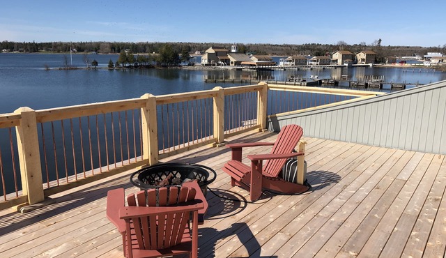 On Cedarville Bay 3 Bed/2 Bath Nautical Paradise
