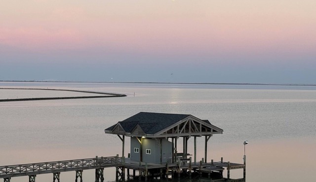 On Galveston Bay - Fishing and relaxing ParadisenFor discriminating guests