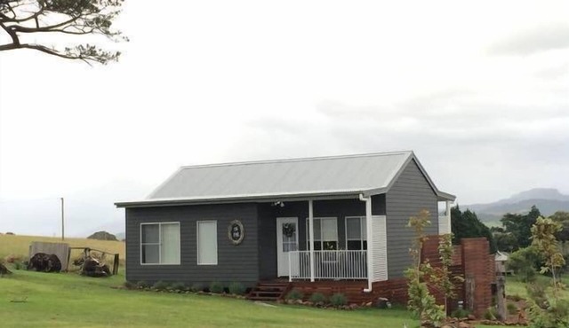 On Par - country retreat overlooking golf course