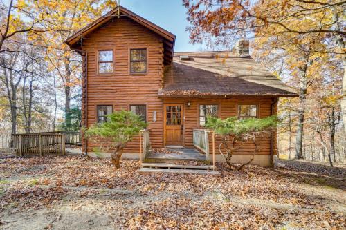 On-Site Trails, Pond! Rustic Harpers Ferry Cabin