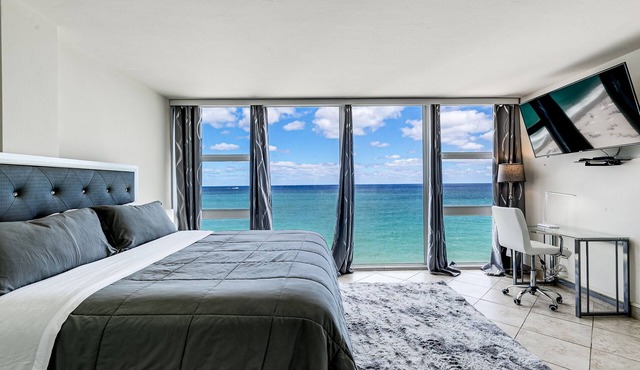 On the B.E.A.C.H-Ocean/Beach Front-Balcony- Renovated-Views from every window!