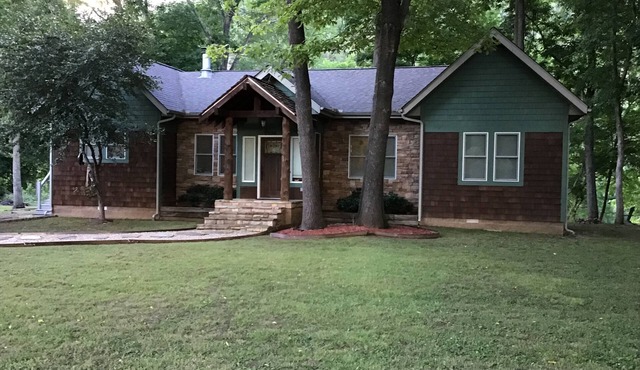 On the banks of the White River with beautiful views and the best fishing area