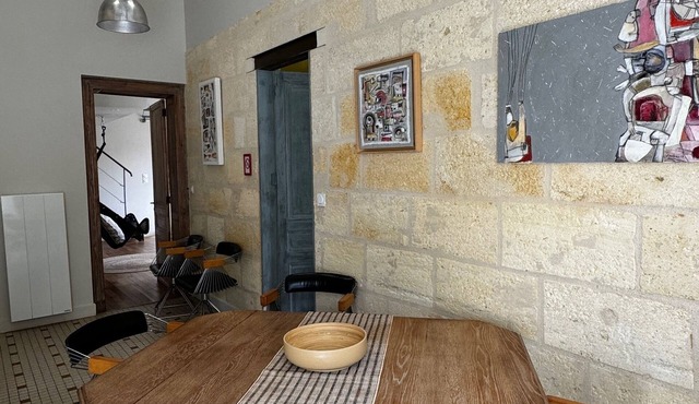 On the corniche de la gironde one- or two-bedroom apartment