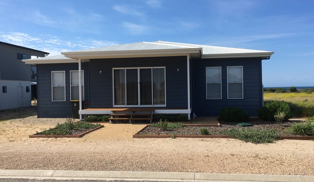 On the doorstep of the scenic Innes National Park