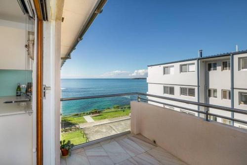 On The Esplanade - Close to beach & Cronulla mall with Aircon