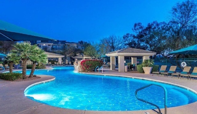 On the Golf Couse! The Best of Kierland, walk to shops and restaurants