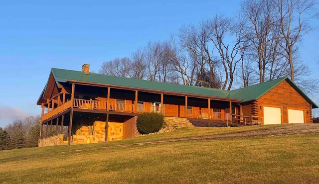 On The Knob - Mohican Cabin Retreat