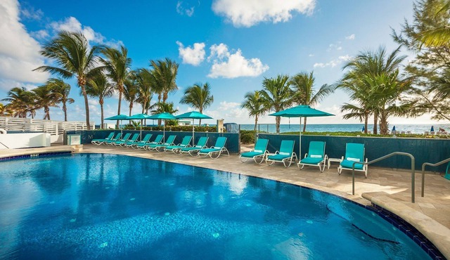 On the Ocean - Marenas Oceanfront Apartment