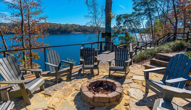 On the Rocks, Rock Creek Smith Lake