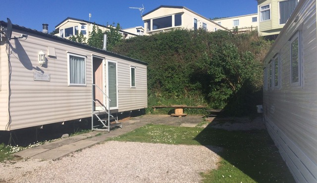 ON THE SEASIDE, tranquil