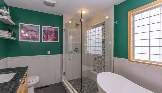 Once Upon a Stay - Urbandale, Iowa