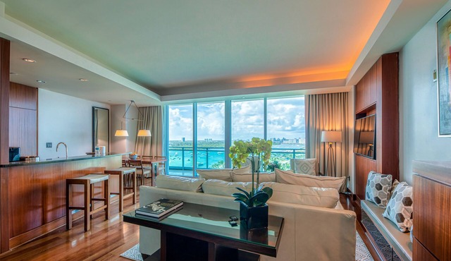 One Bal Harbour Hotel and Resort, Deluxe 2 bedroom private unit @ the Ritz