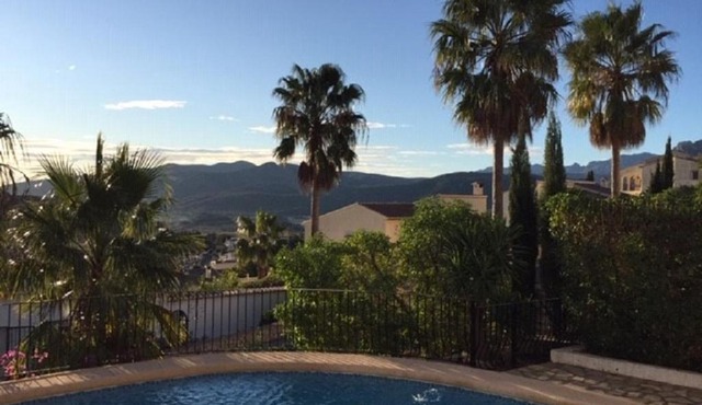 One Bed Apartment overlooking Jalon Valley, Costa Blanca