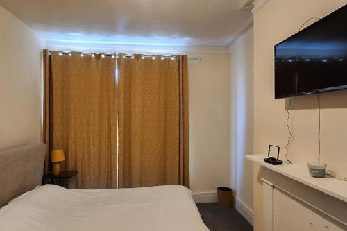 One Bed Comfort Studio Apartment