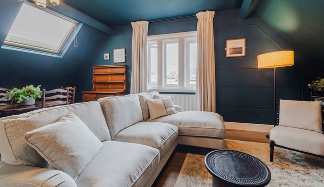 One Bed Luxury Hoylake Penthouse